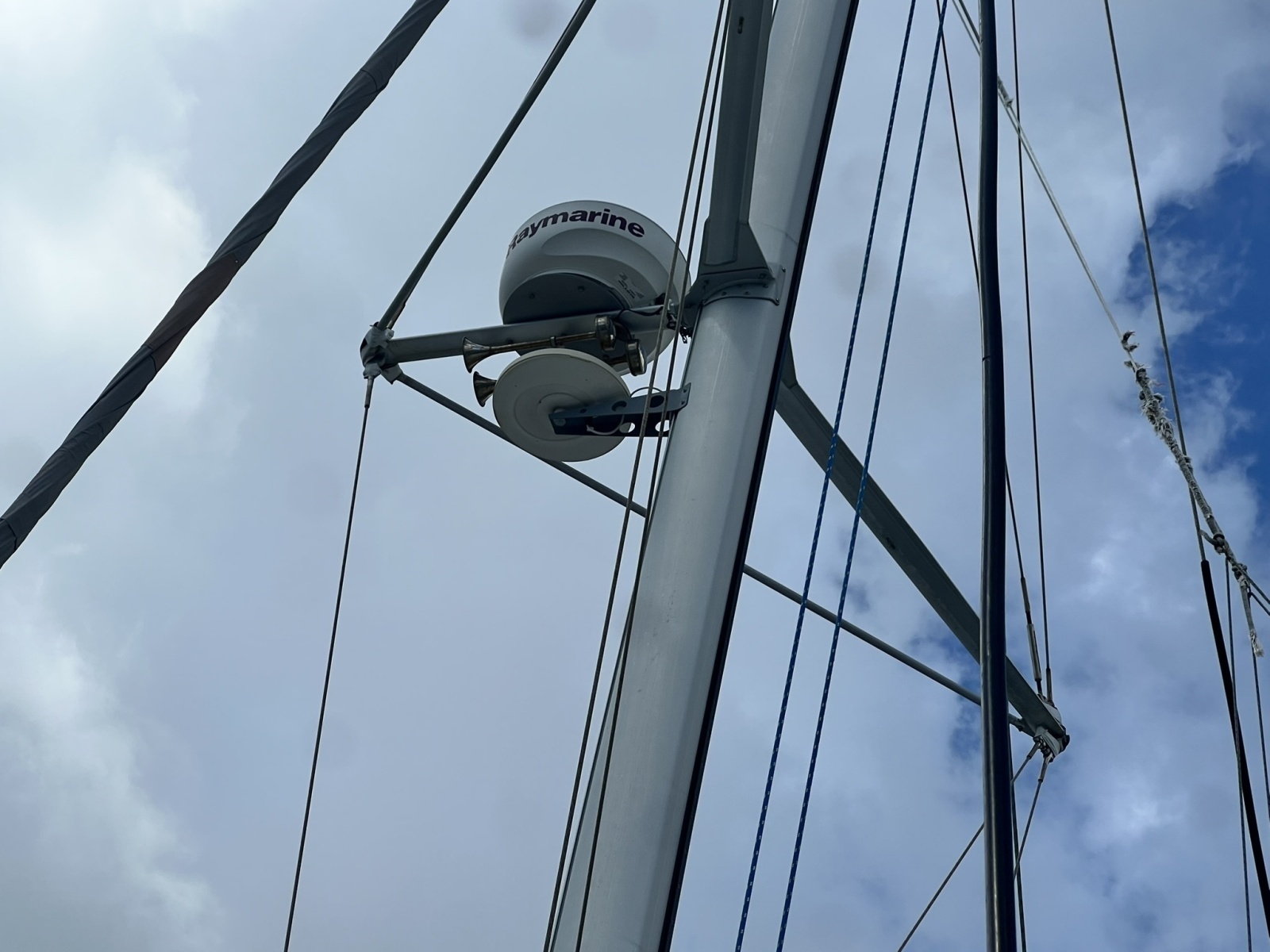 2008 Admiral 40 Cruiser