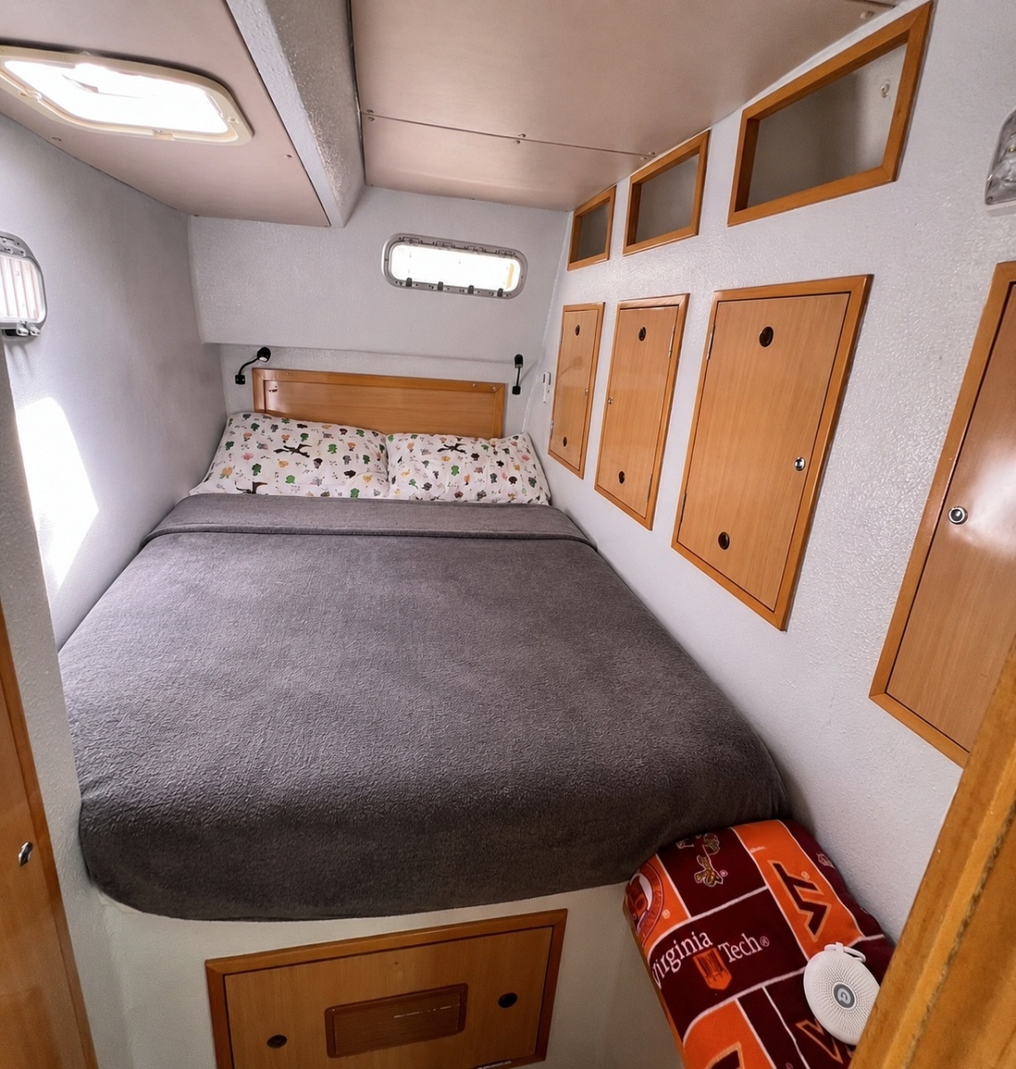 2008 Admiral 40 Cruiser