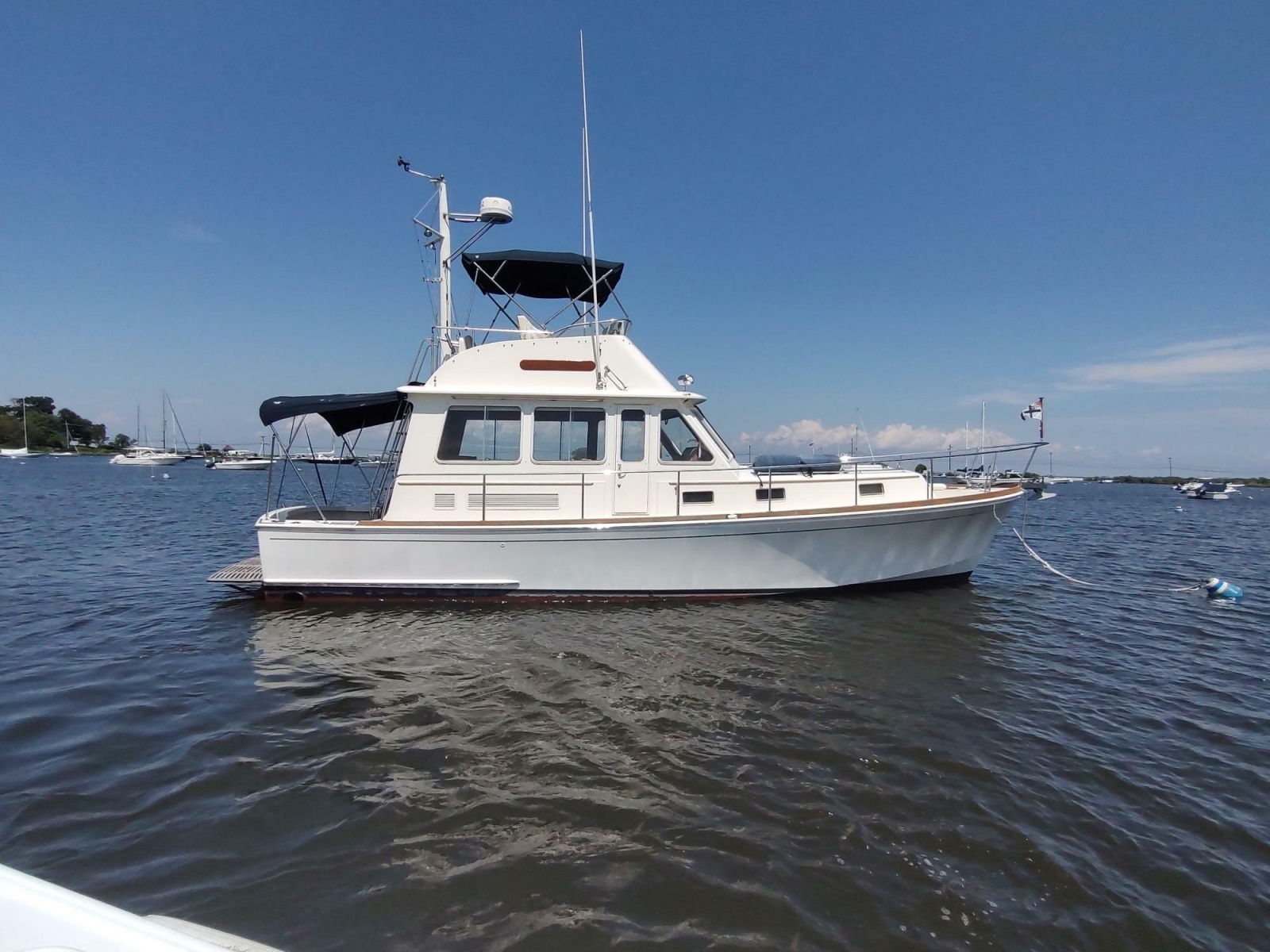 1996 Grand Banks Eastbay 40 Flybridge