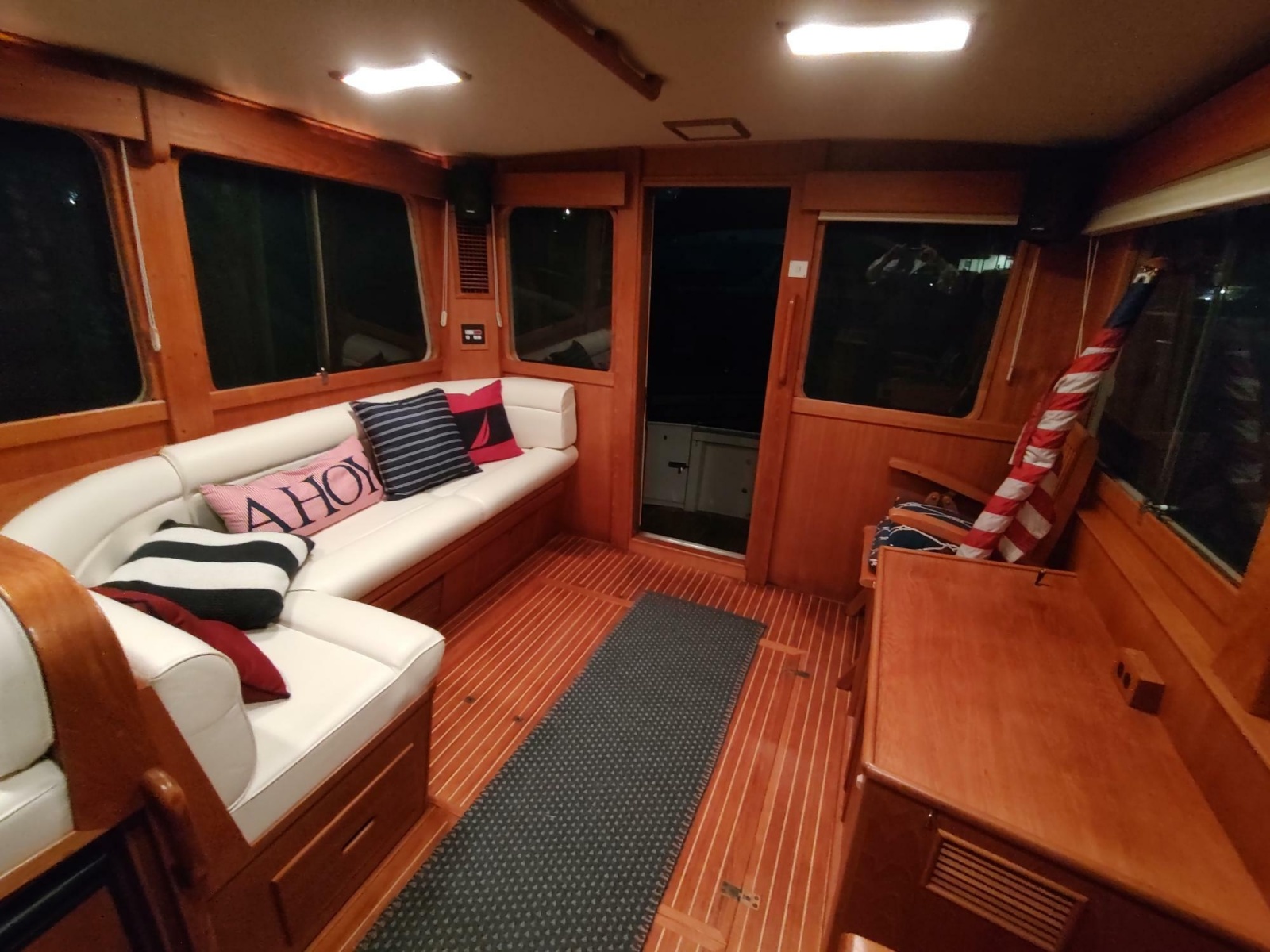 1996 Grand Banks Eastbay 40 Flybridge