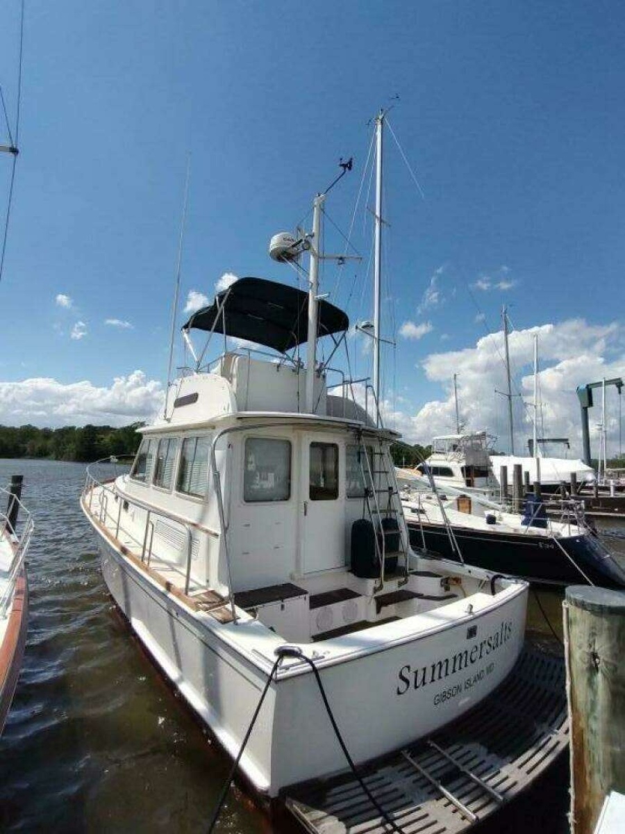 1996 Grand Banks Eastbay 40 Flybridge