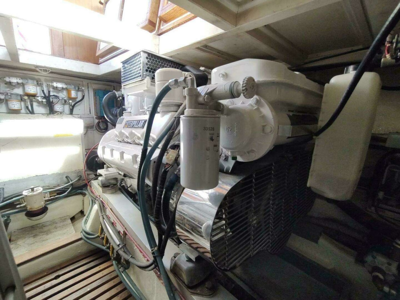 1996 Grand Banks Eastbay 40 Flybridge