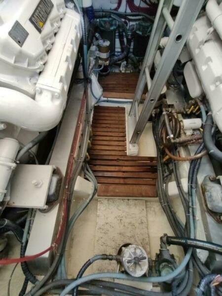1996 Grand Banks Eastbay 40 Flybridge