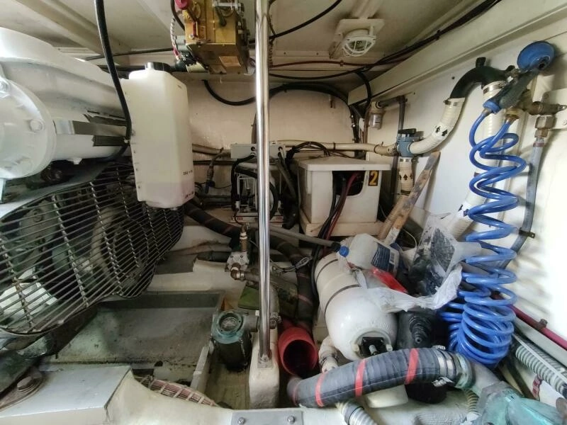 1996 Grand Banks Eastbay 40 Flybridge