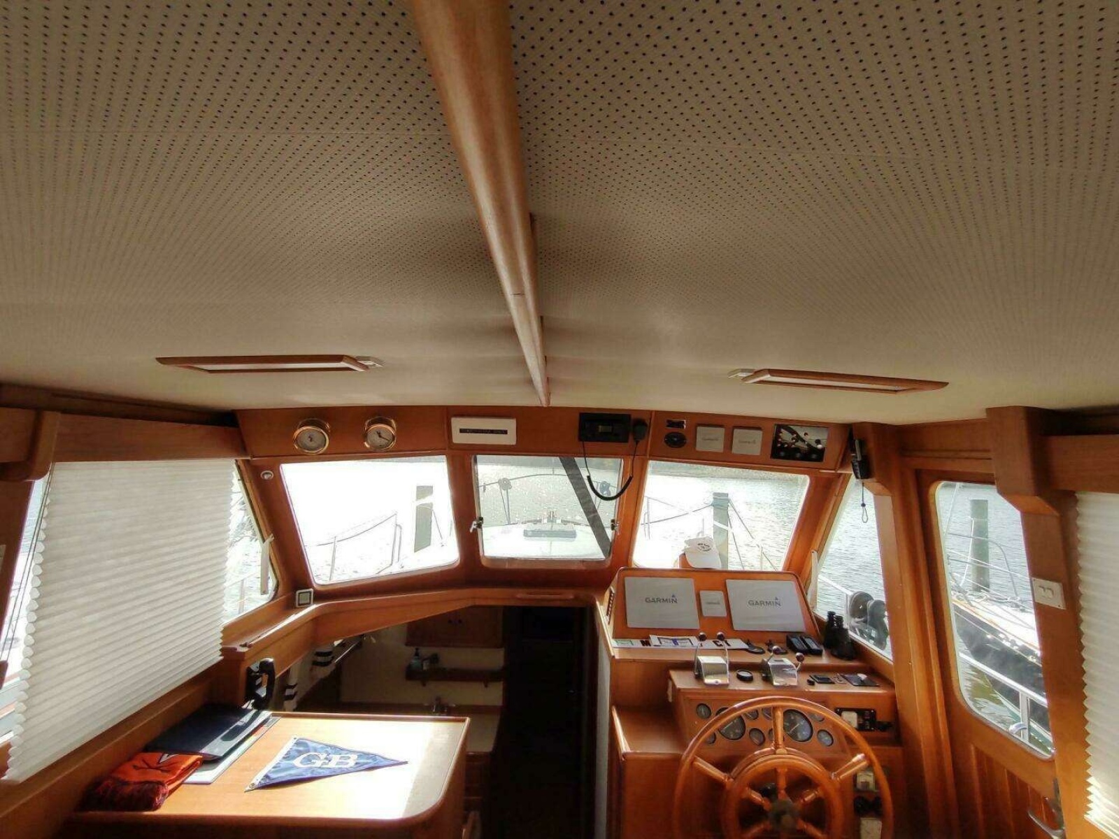 1996 Grand Banks Eastbay 40 Flybridge