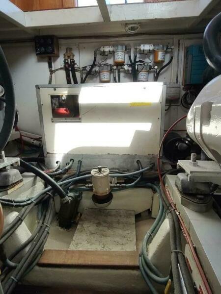 1996 Grand Banks Eastbay 40 Flybridge