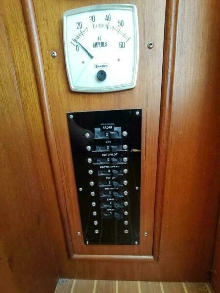 1996 Grand Banks Eastbay 40 Flybridge