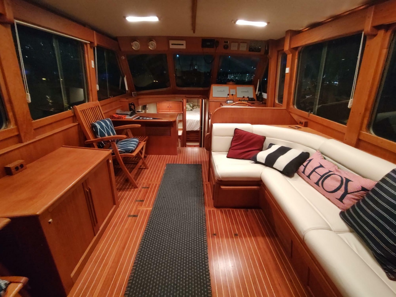 1996 Grand Banks Eastbay 40 Flybridge