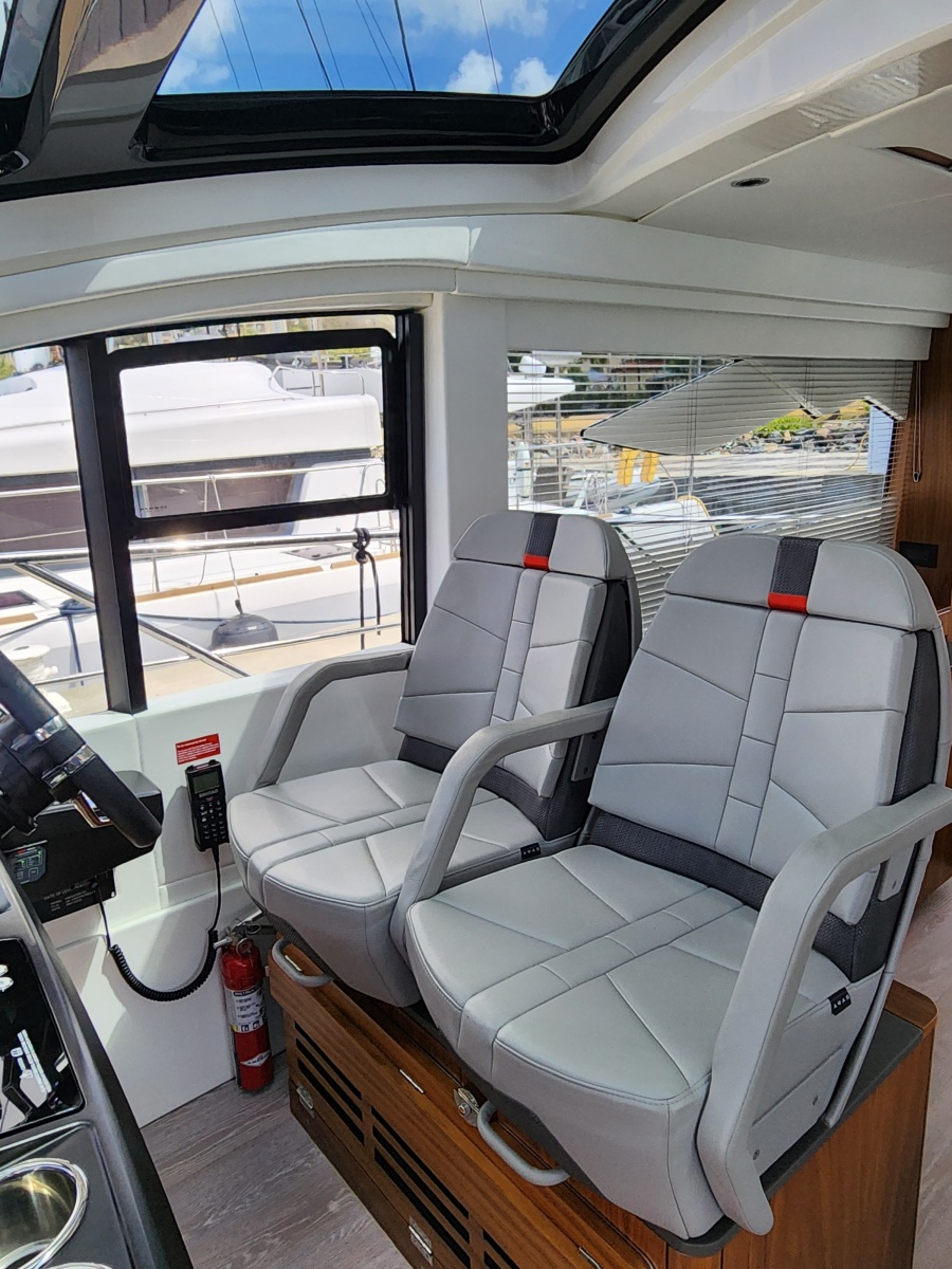 2023 Sunseeker 55 Predator EVO