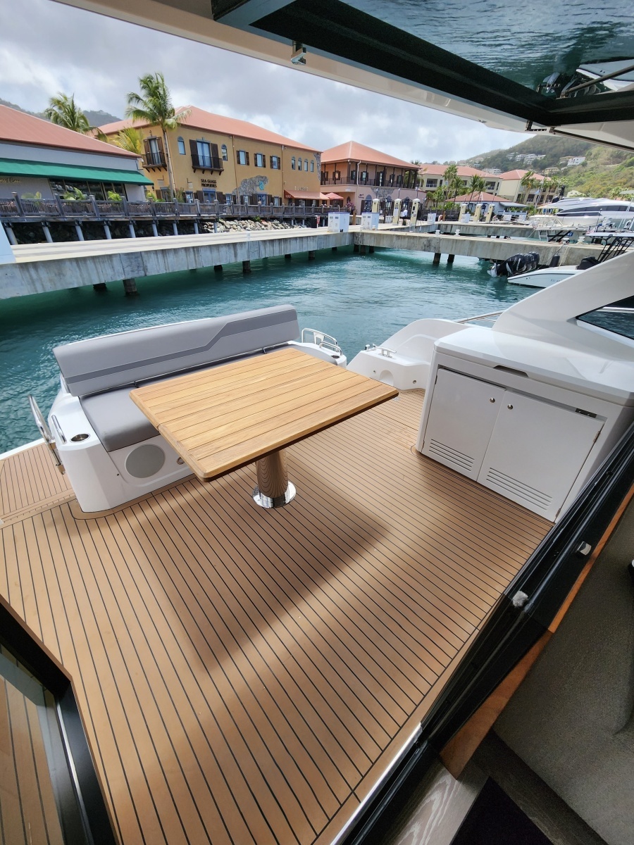 2023 Sunseeker 55 Predator EVO