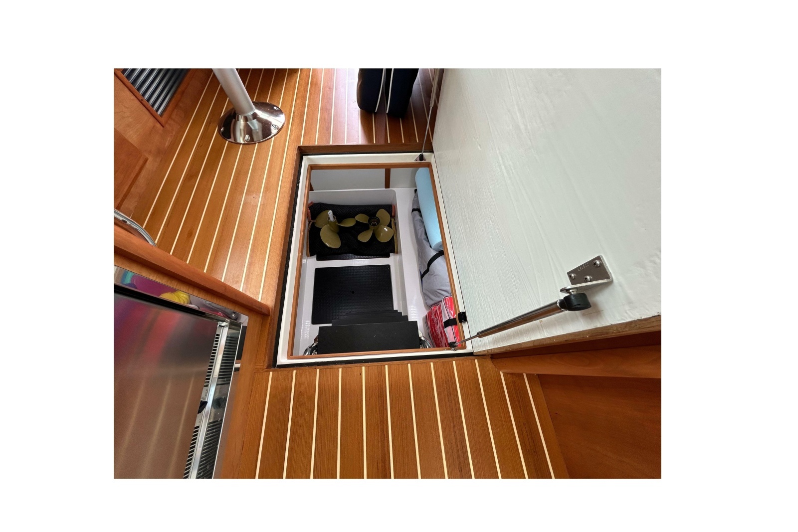 2022 Sabre 45 Salon Express
