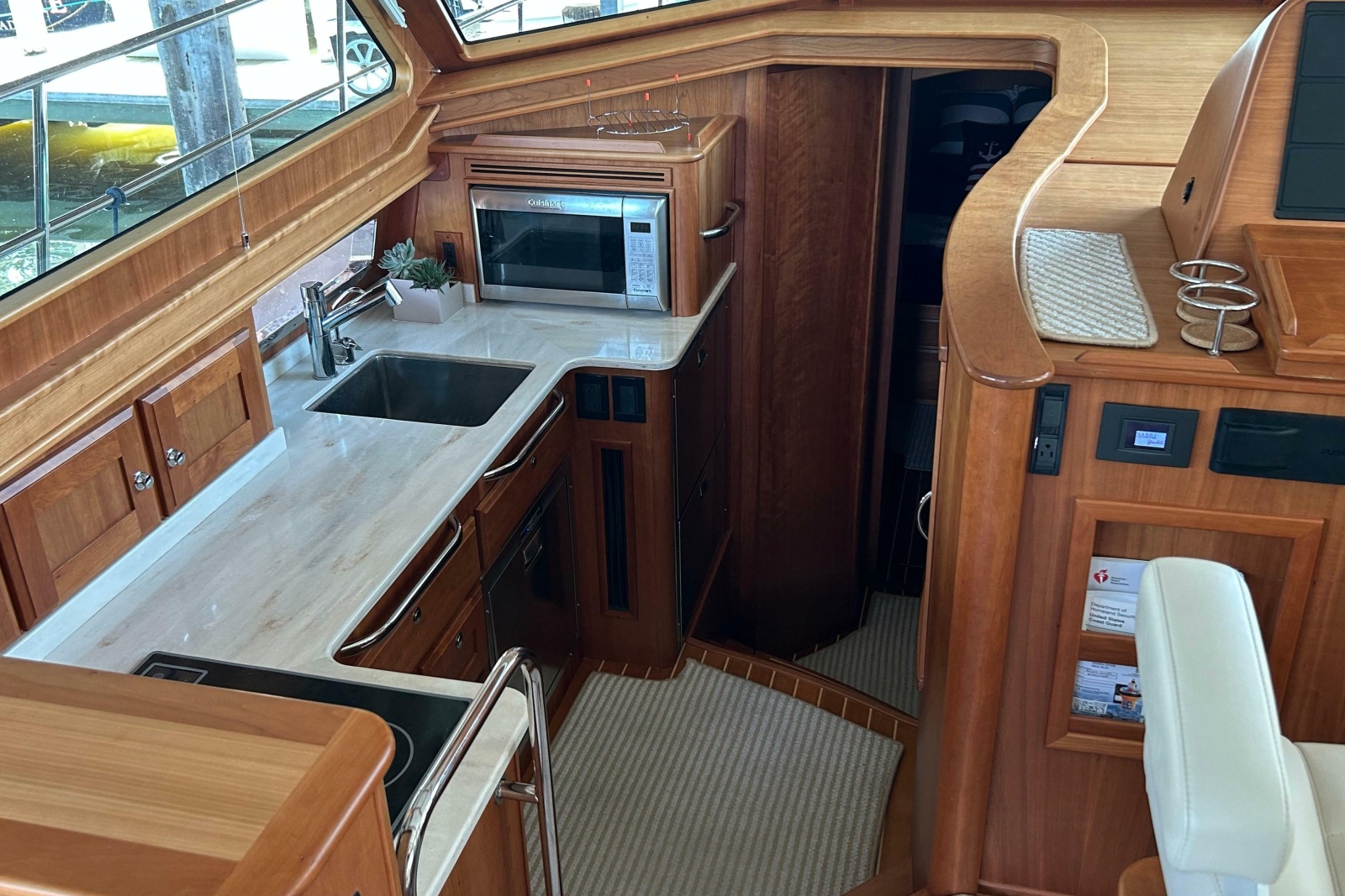 2022 Sabre 45 Salon Express