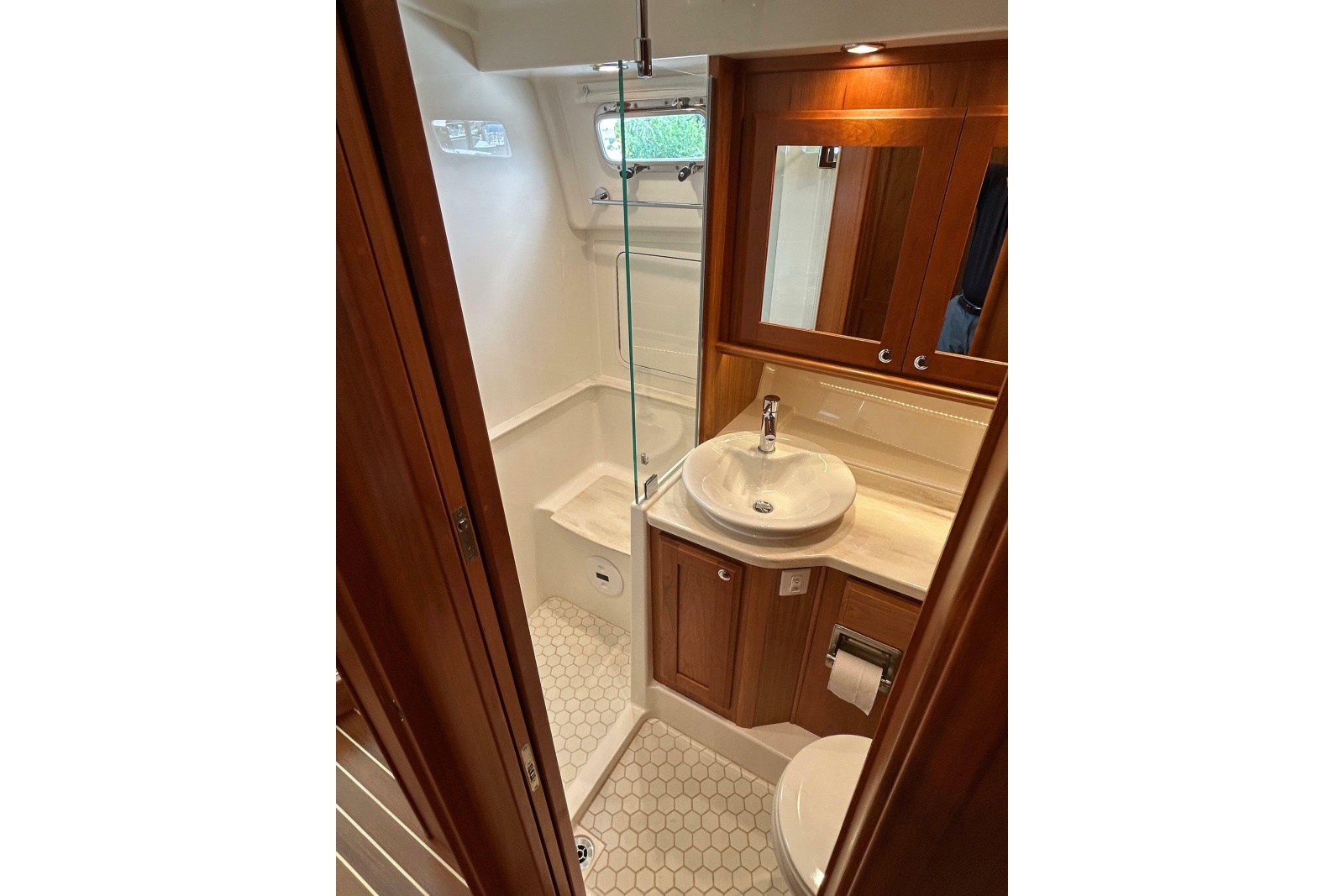 2022 Sabre 45 Salon Express