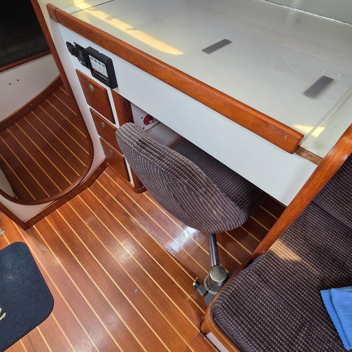 1994 J Boats 
