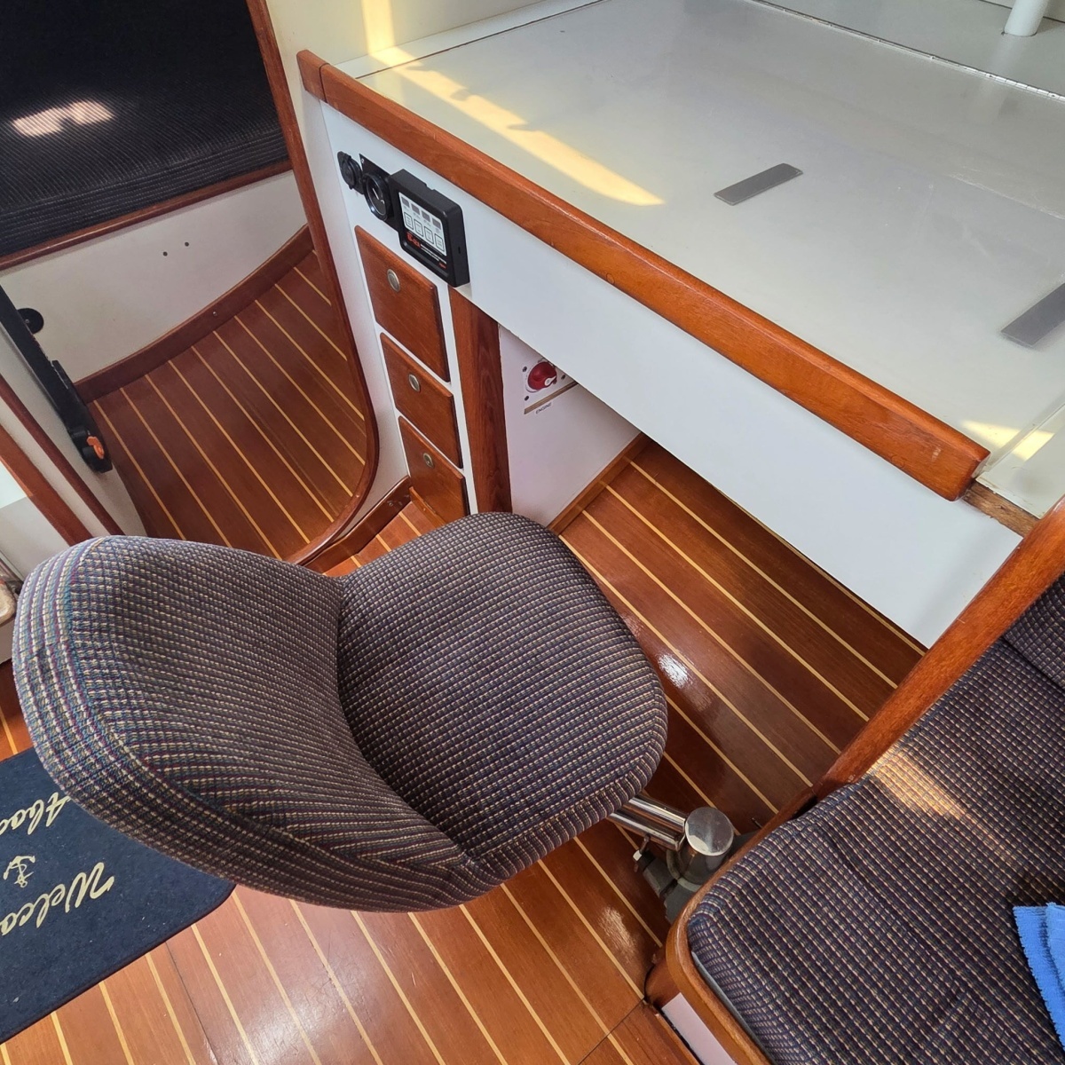 1994 J Boats 
