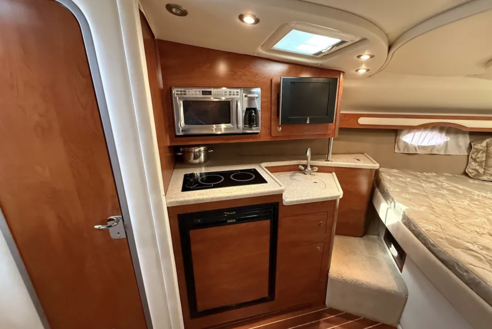 2009 Rinker 