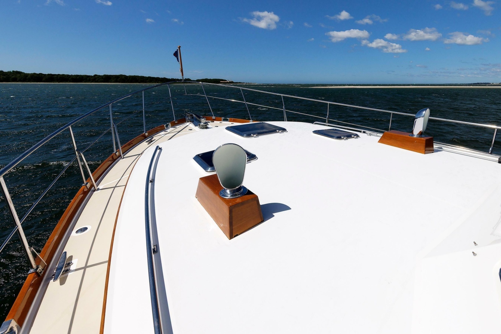 2006 Grand Banks 47 Eastbay Fly Bridge