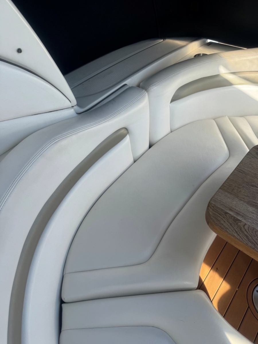 2007 Sea Ray 320 Sundancer