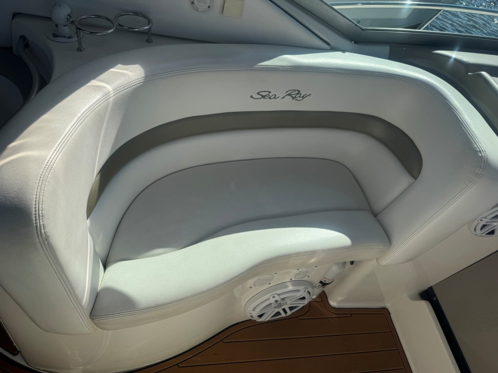 2007 Sea Ray 320 Sundancer