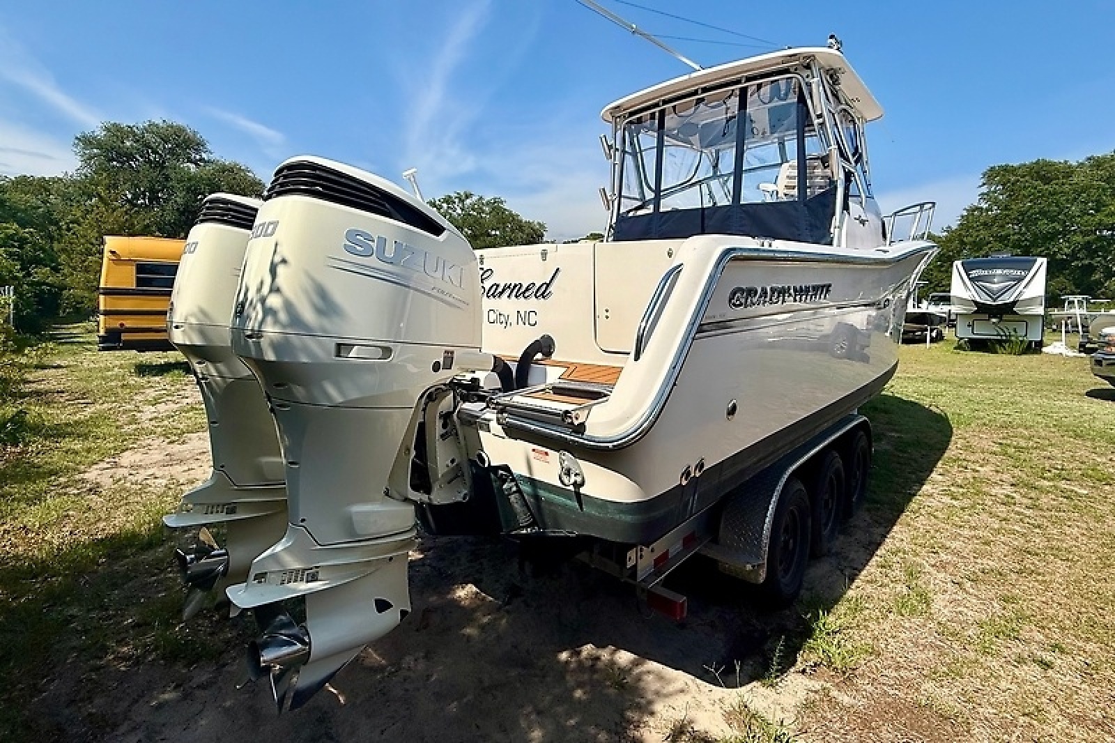 2004 Grady-White Marlin 300 — 0005775644