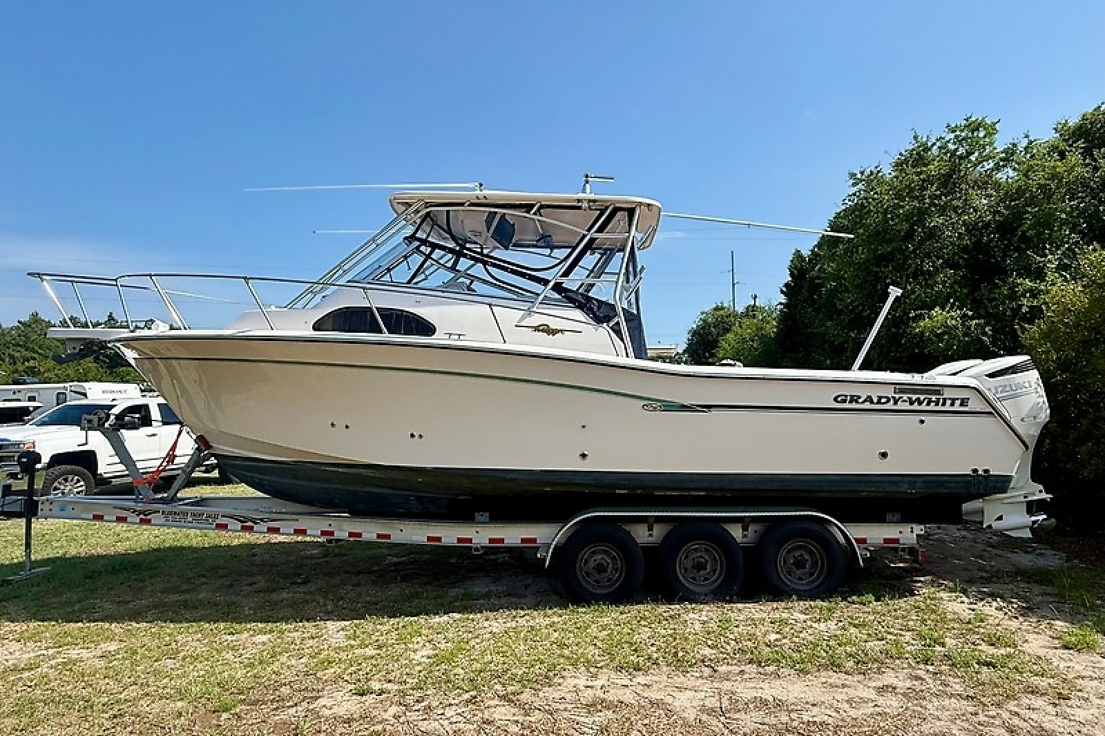 2004 Grady-White Marlin 300