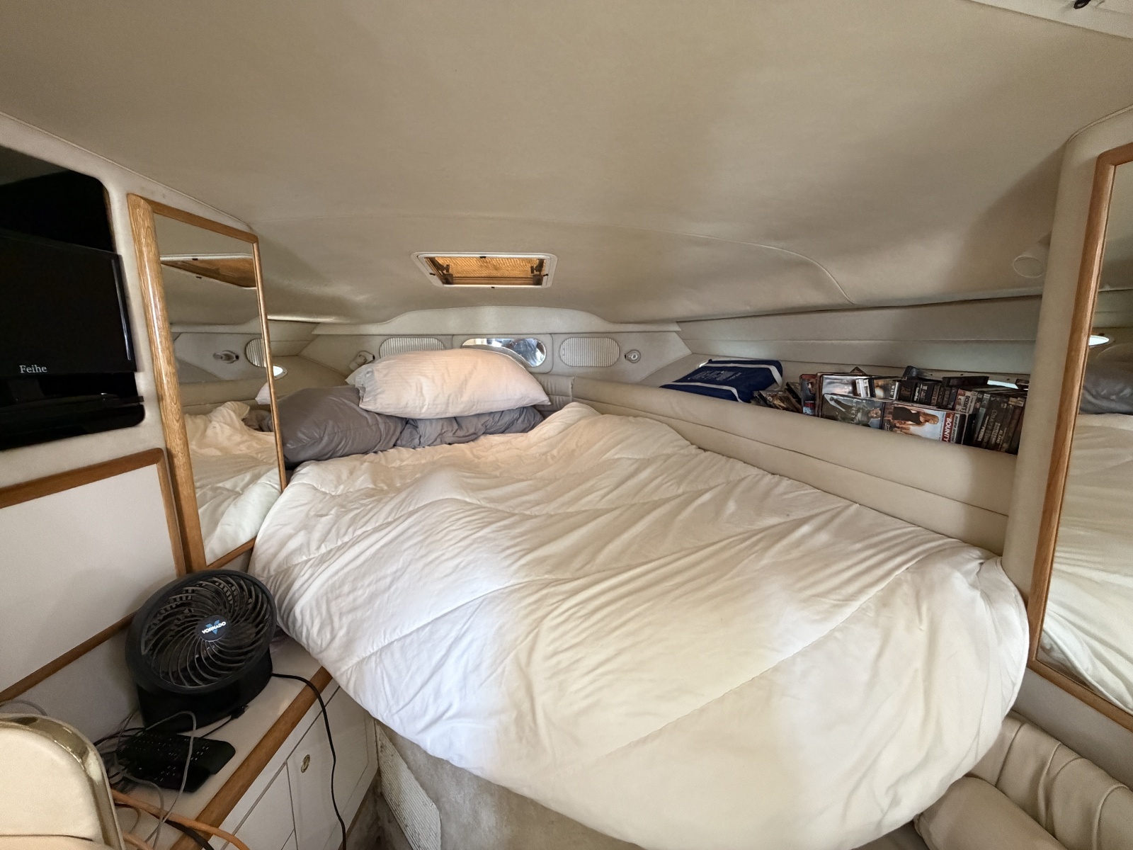 1997 Sea Ray Sundancer 330