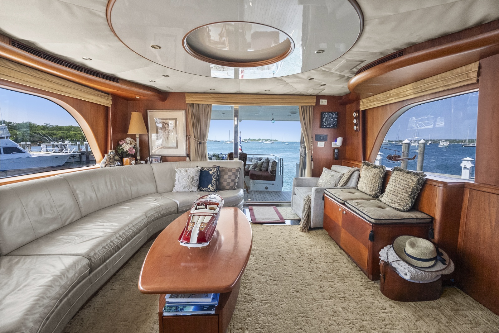 2004 Cheoy Lee Flybridge