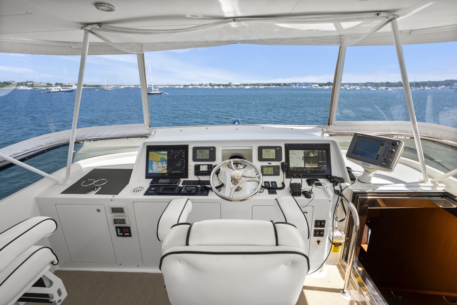 2004 Cheoy Lee Flybridge