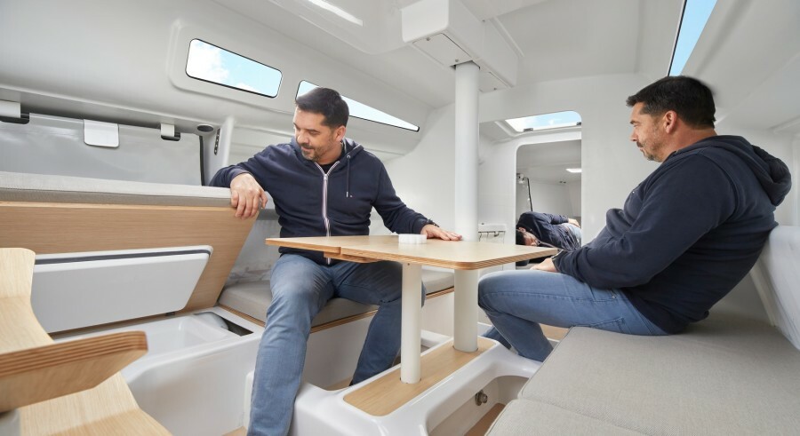 Beneteau First 27 Brochure