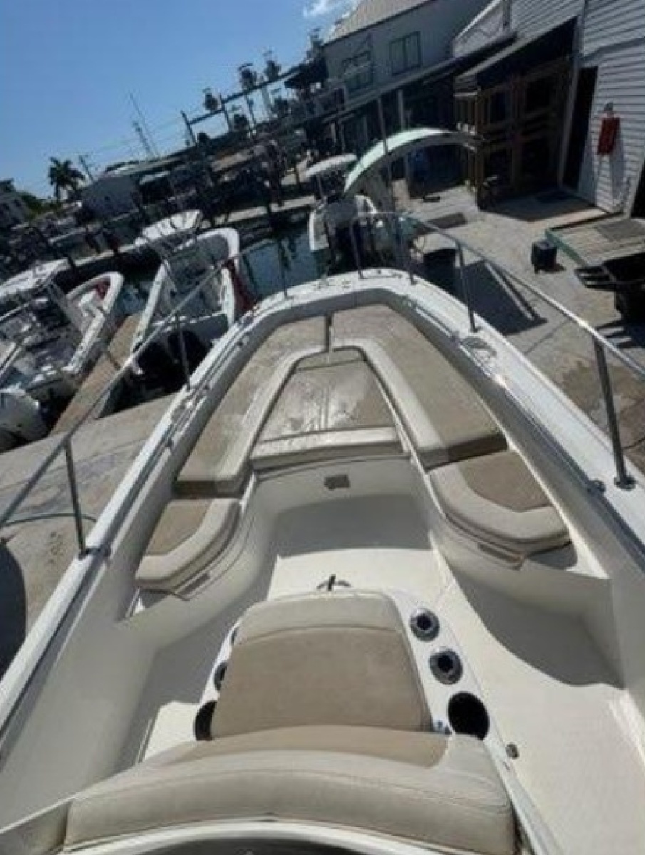 2018 Boston Whaler