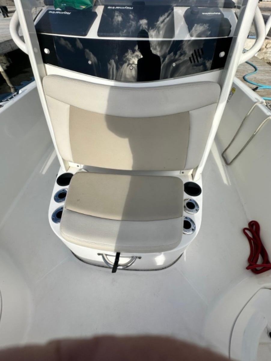 2018 Boston Whaler