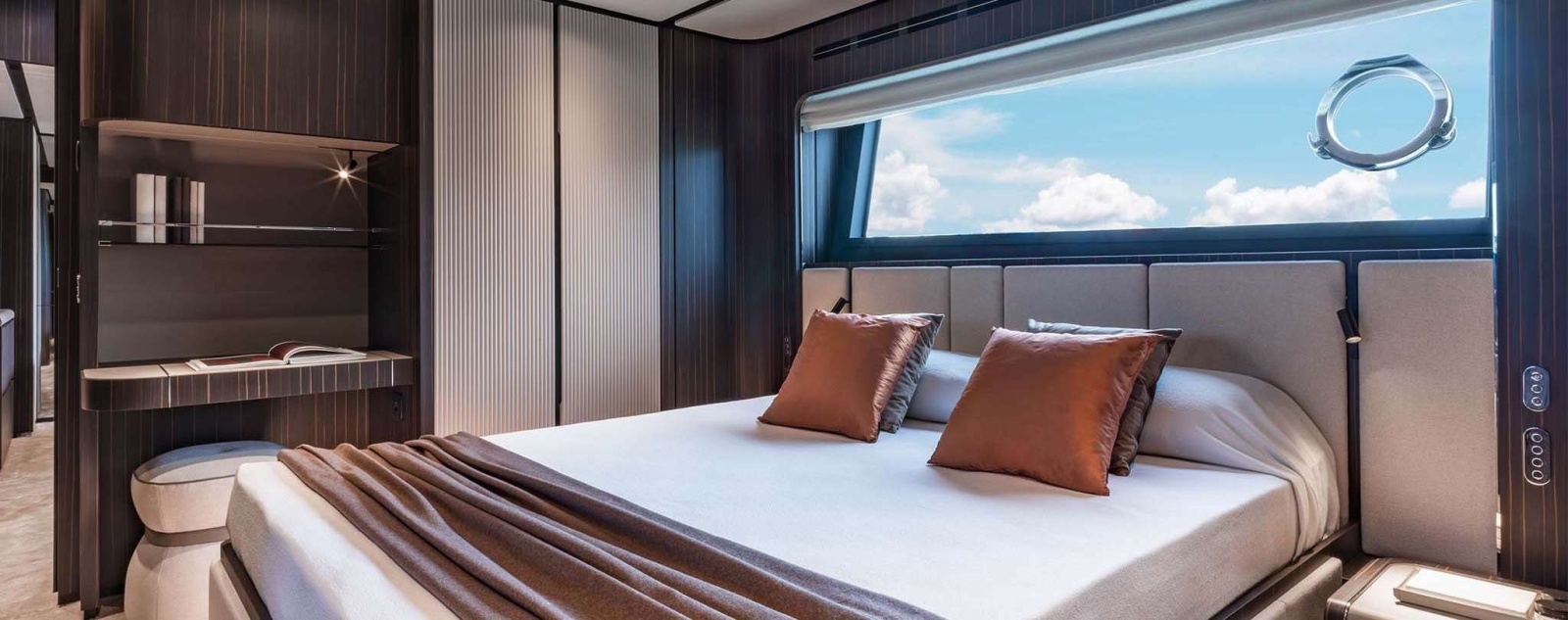 2025 Ferretti Yachts Yachts 940