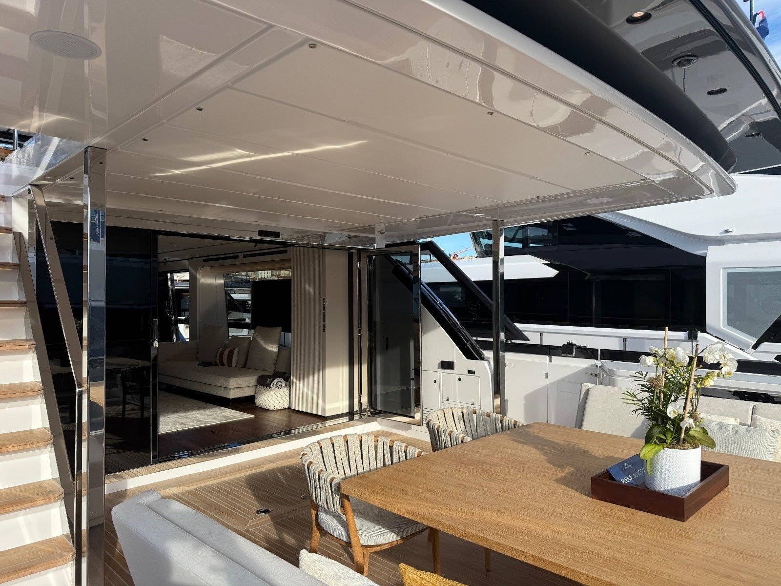 2025 Ferretti Yachts Yachts 940