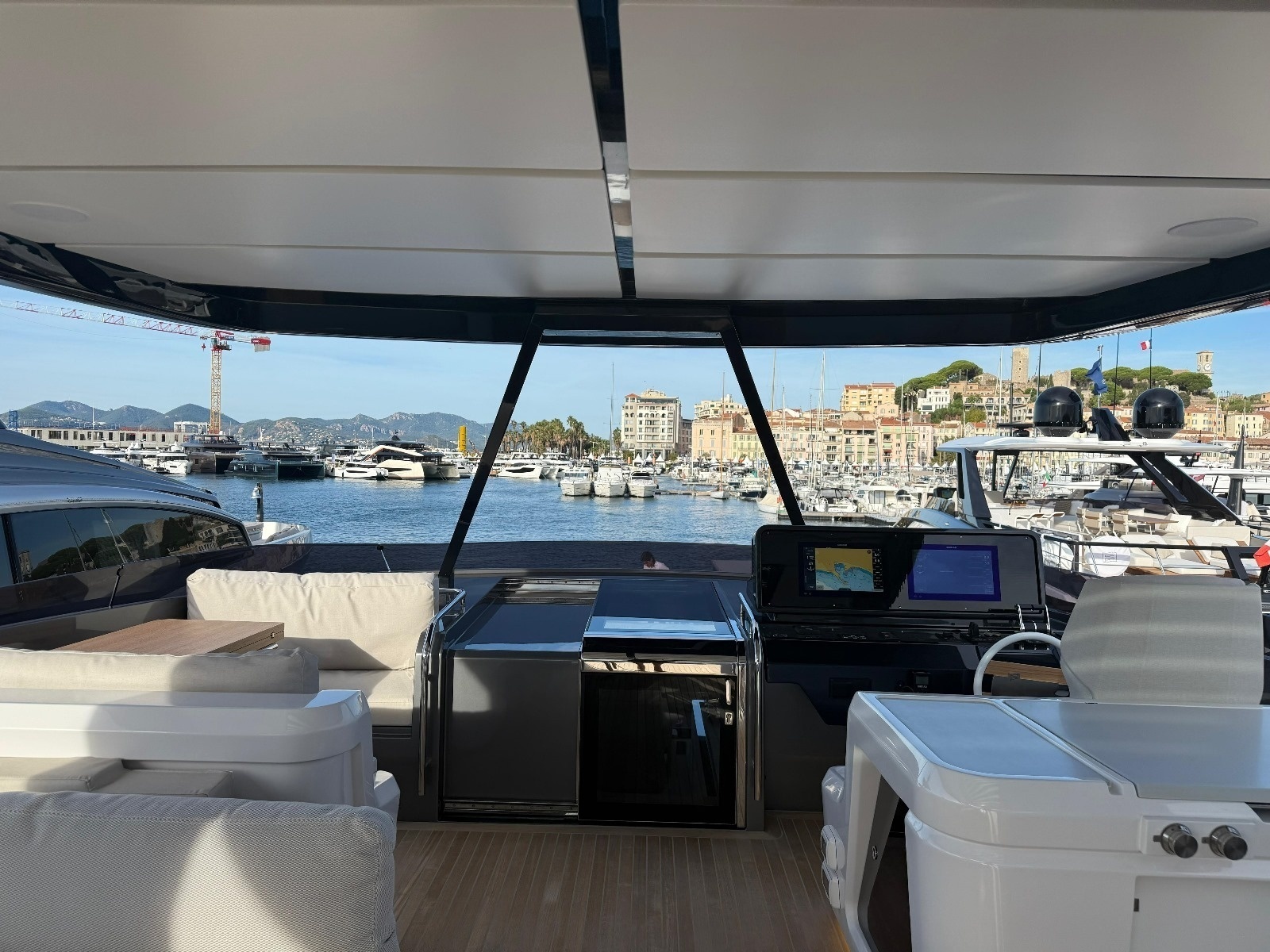 2025 Ferretti Yachts Yachts 940