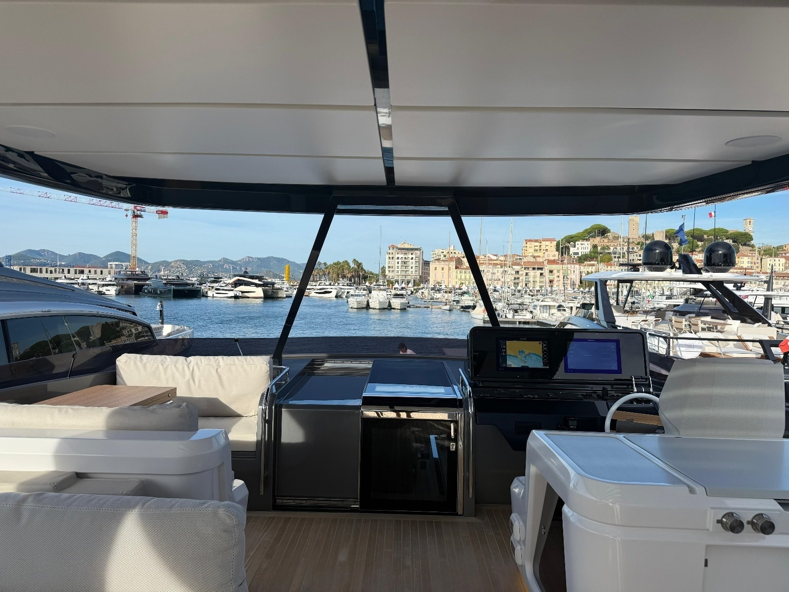 2025 Ferretti Yachts Yachts 940