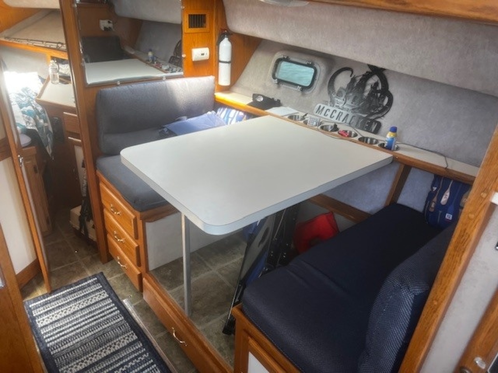 Convertible Dinette