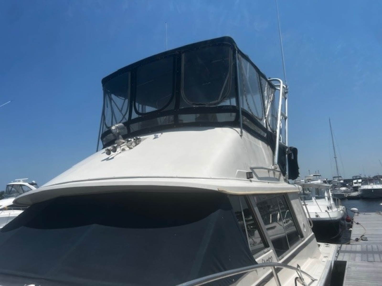 Enclosed Flybridge