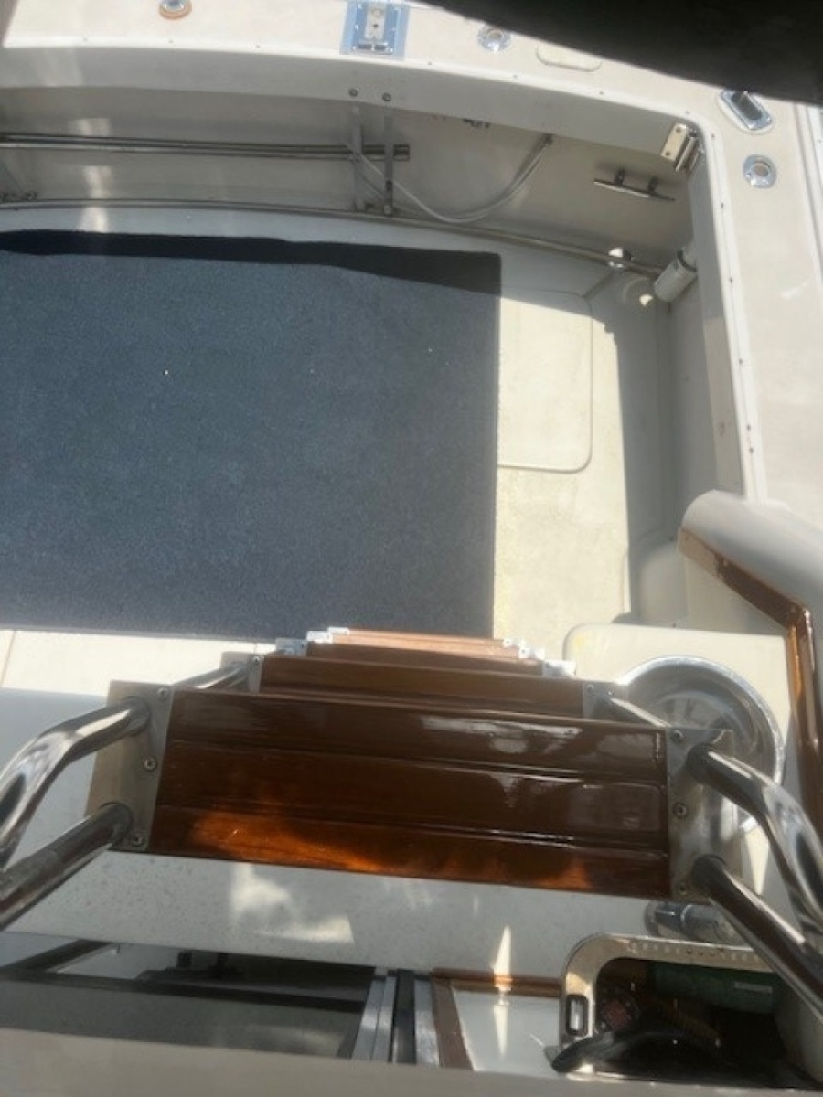 Flybridge To Cockpit
