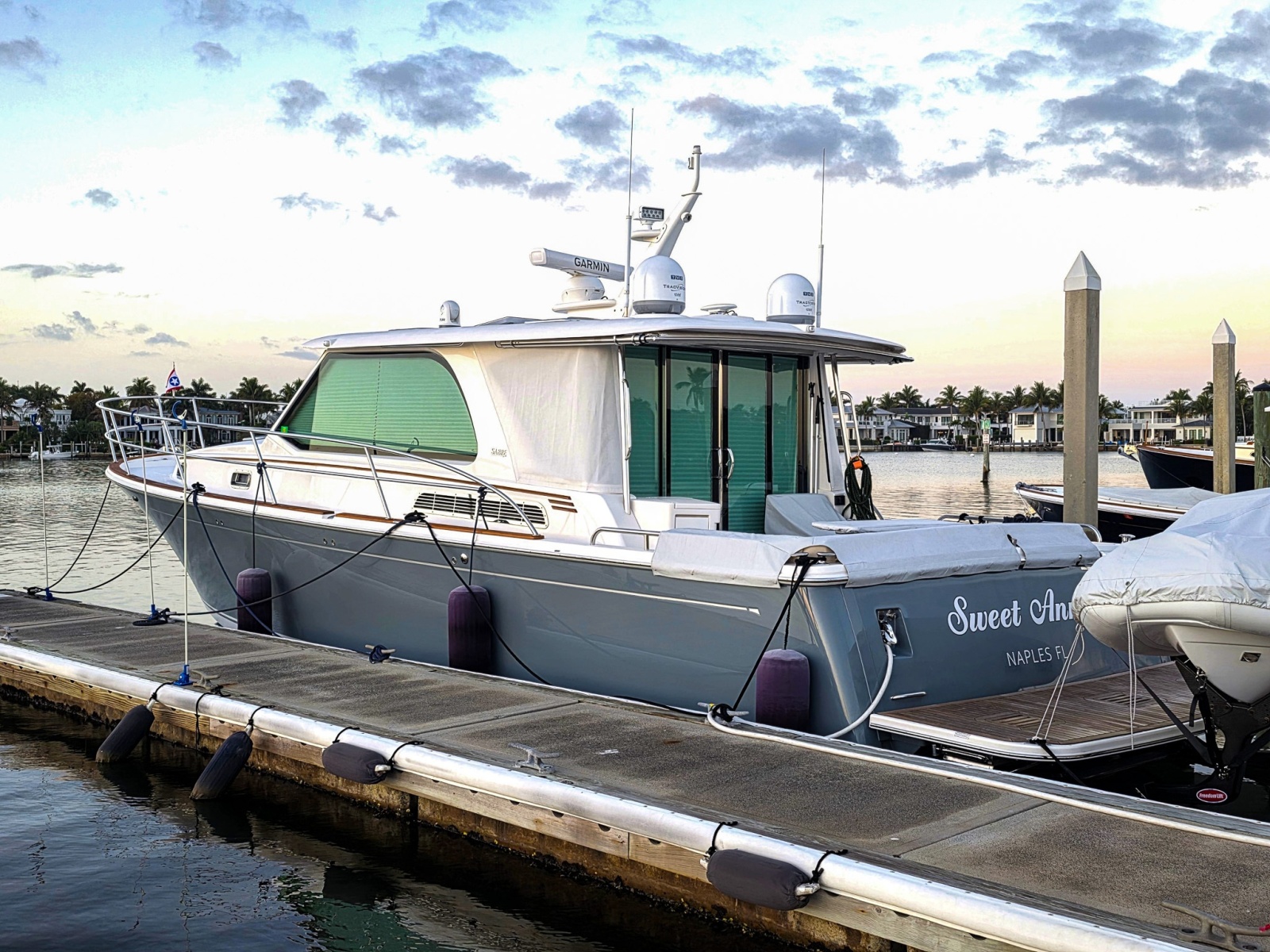 2025 Sabre 43 Salon Express