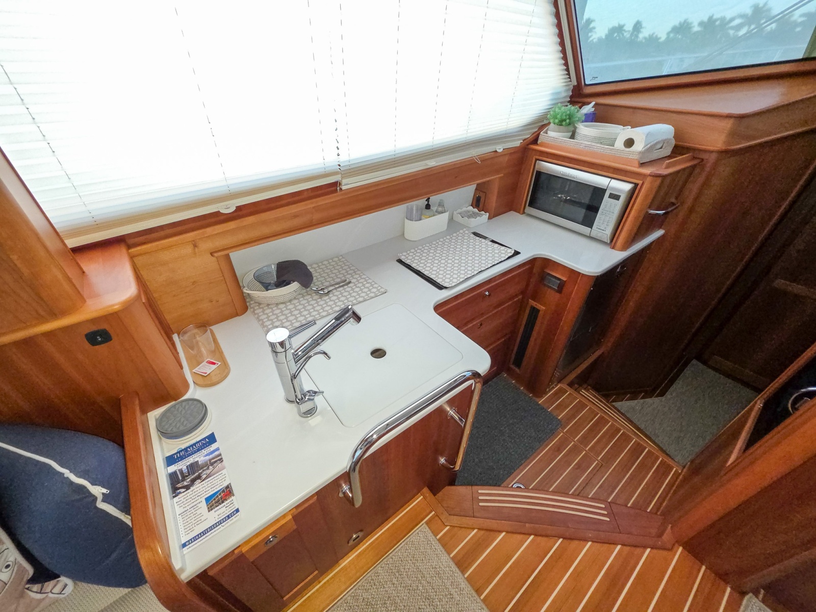 2025 Sabre 43 Salon Express