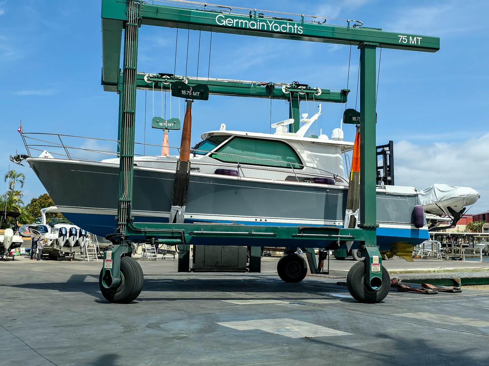 2025 Sabre 43 Salon Express