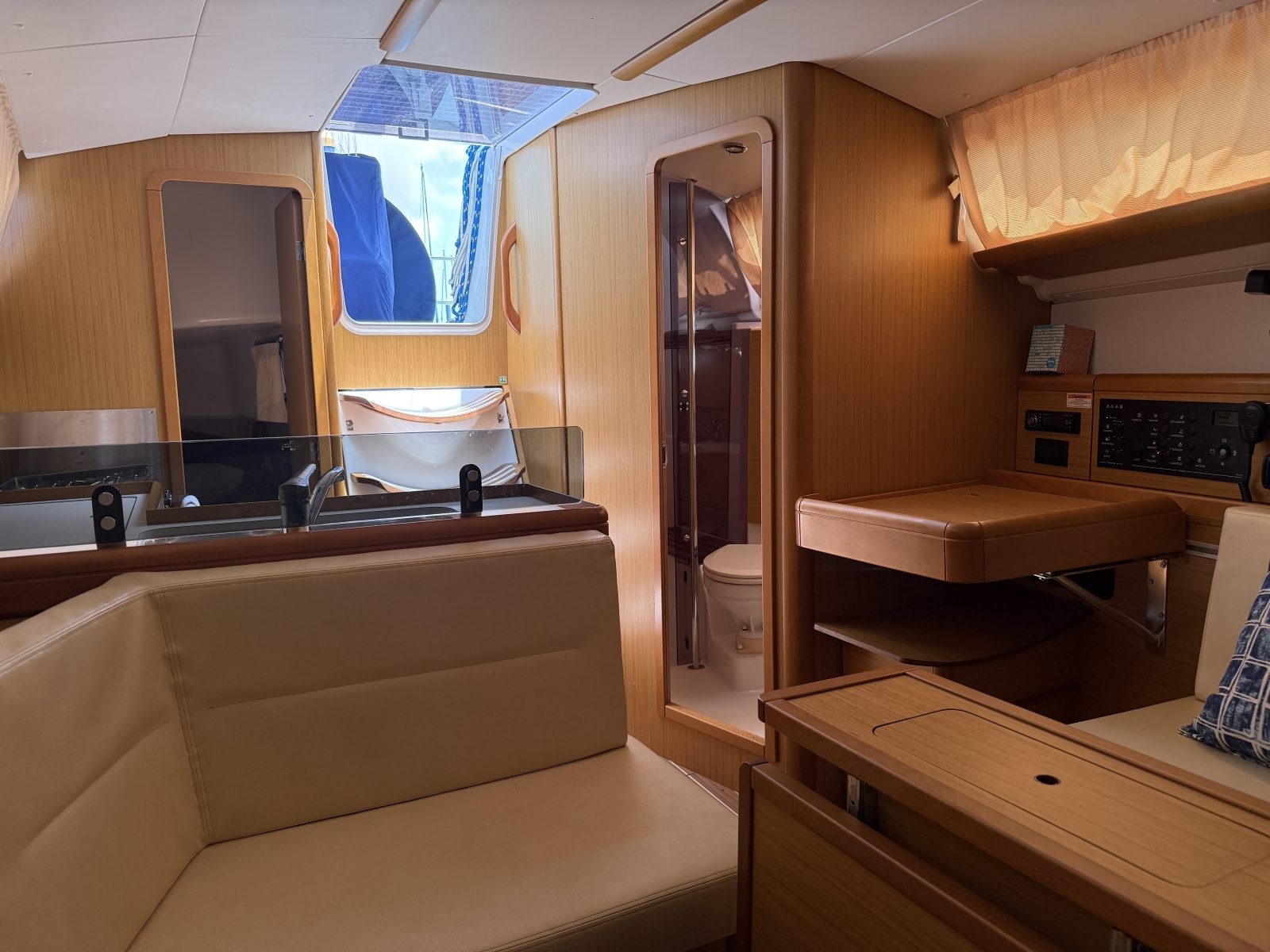 Jeanneau 36i