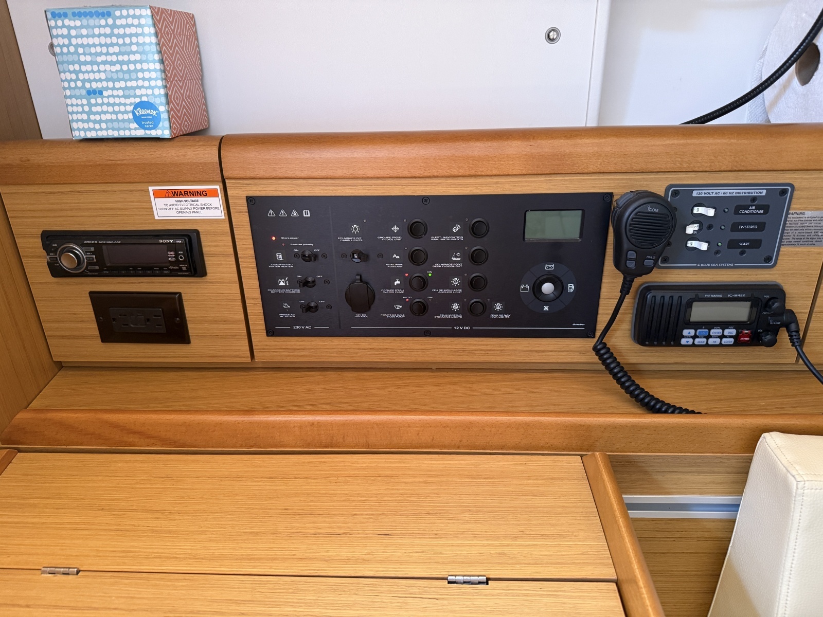 Jeanneau 36i