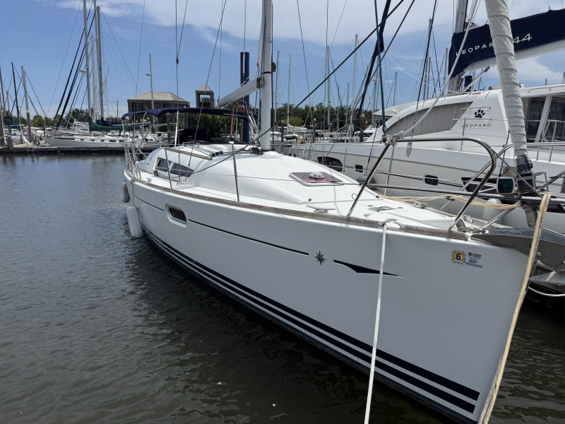 2010 Jeanneau 36i