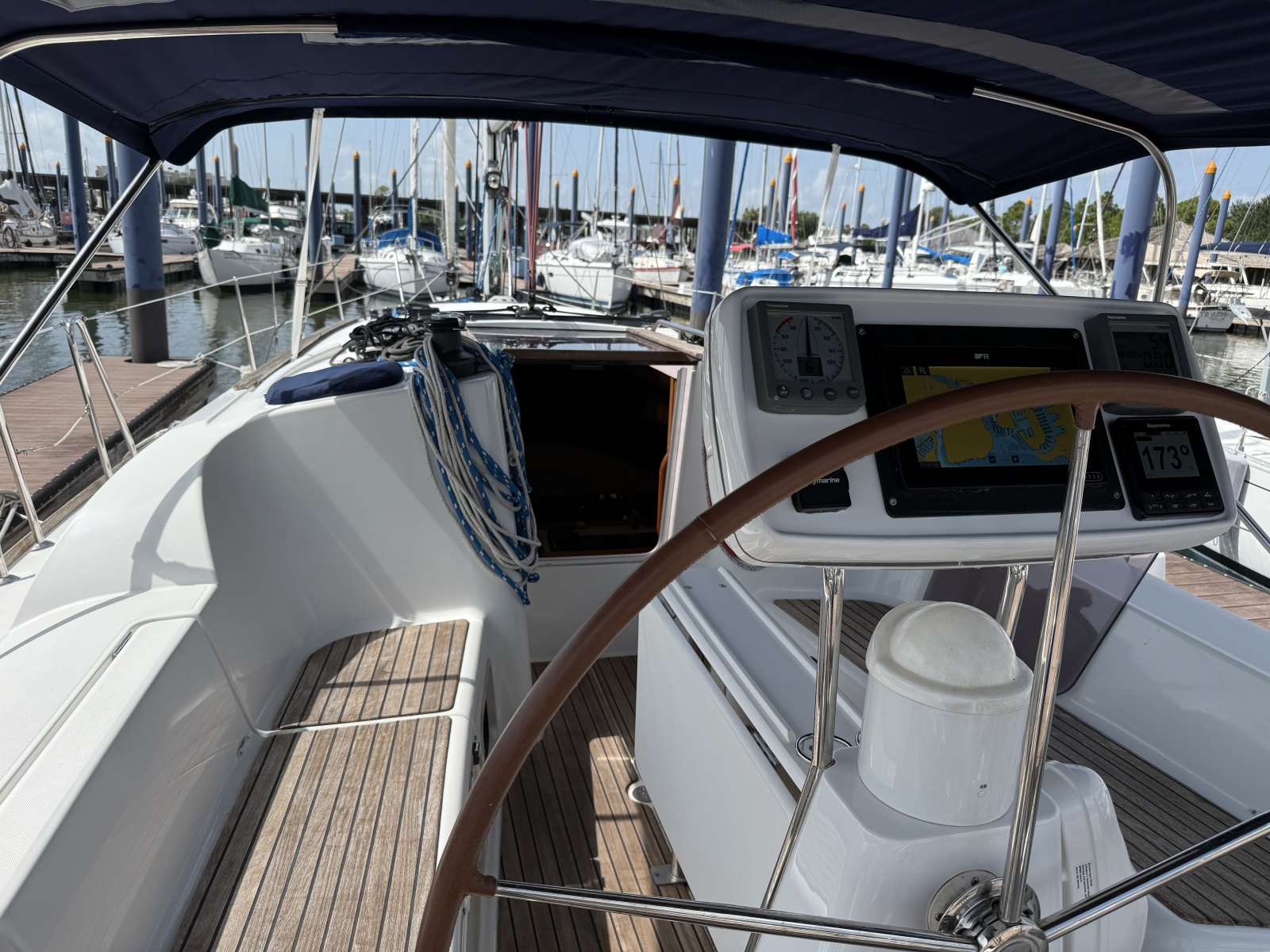 Jeanneau 36i