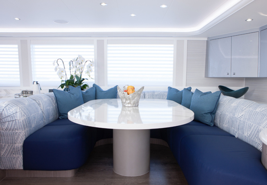 Galley/Dinette