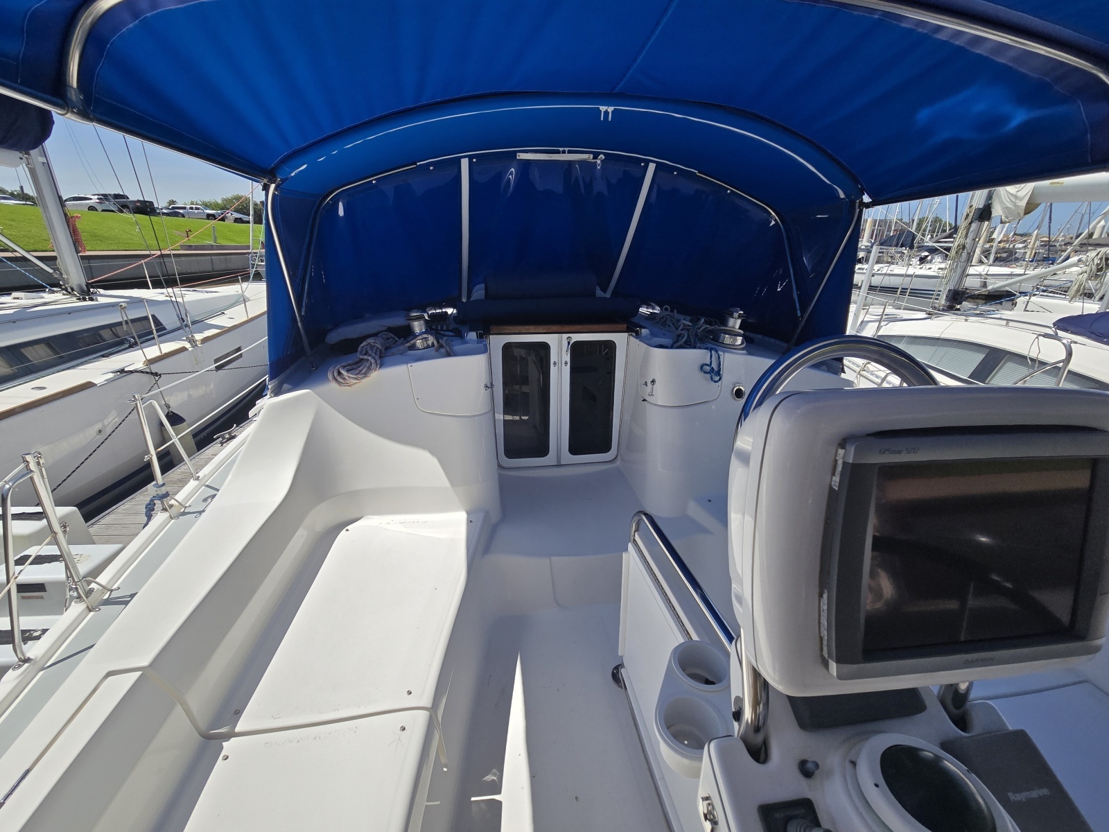 2007 Hunter 44 DS