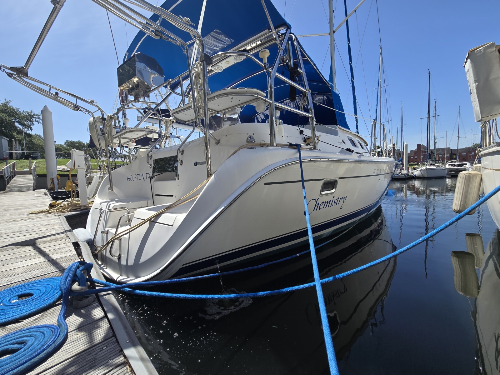 2007 Hunter 44 DS