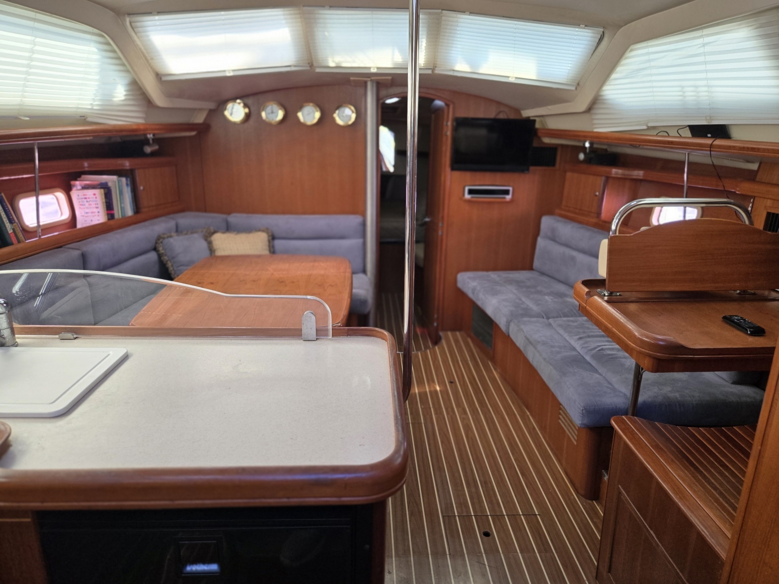 2007 Hunter 44 DS