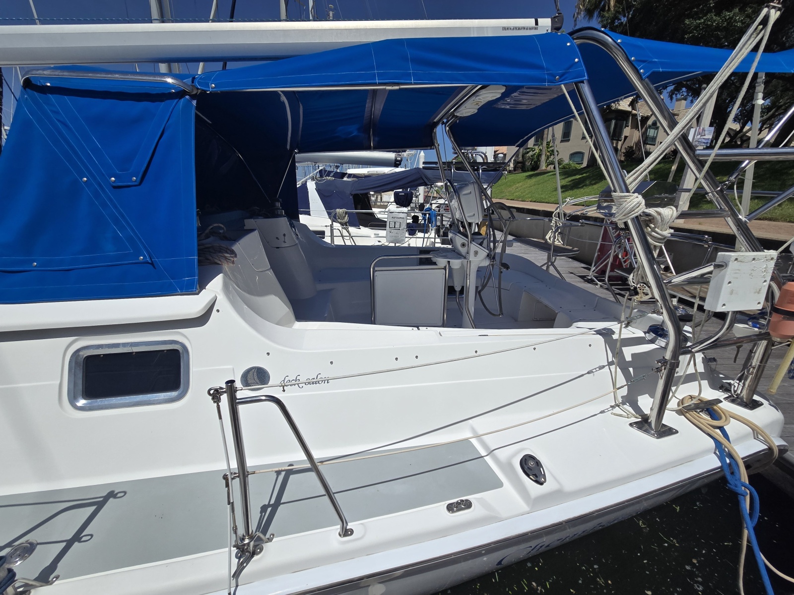 2007 Hunter 44 DS